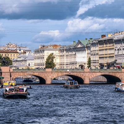 Аничков мост